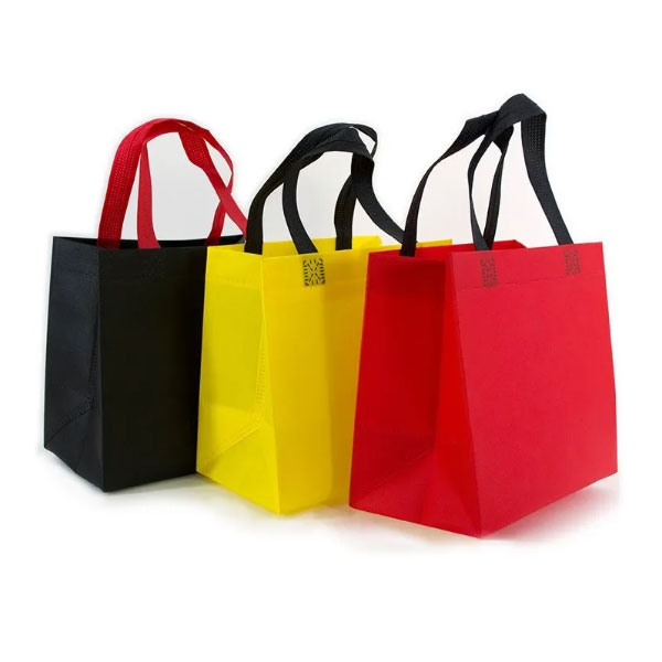 Plain Non Woven Box Bag Manufacturers, Suppliers in Chandigarh